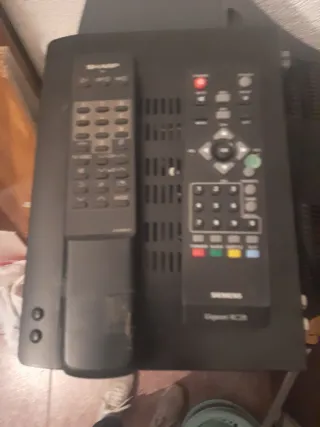 Televisor Sharp Antiguo Negro