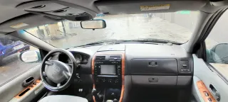 KIA Carnival 2005 está como nuevo