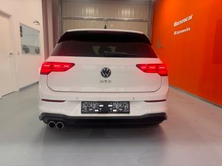 Volkswagen Golf GTD 2023 200CV
