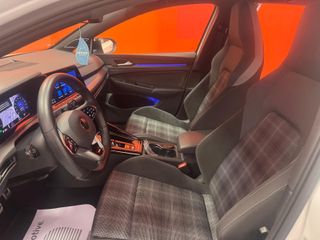 Volkswagen Golf GTD 2023 200CV