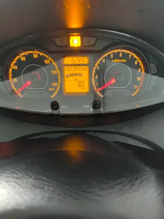 Suzuki Burgman 125 con ABS año 2015