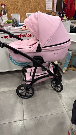carro de bebé Junama en rosa niña