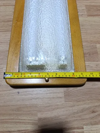 Lámpara plafón fluorescente madera y cristal