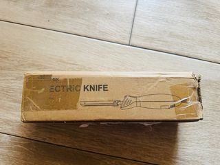 NUEVO! Cuchillo eléctrico con 2 cuchillas nuevo