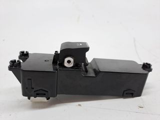 MANDO ELEVALUNAS DELANTERO DERECHO HYUNDAI TUCSON (2)