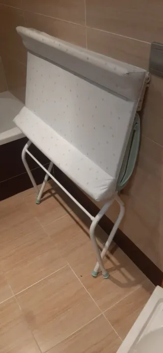 Bañera y cambiador para bebé