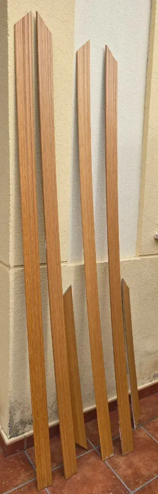 Puerta madera maciza con cristal