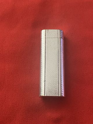 Accendino Cartier in Argento