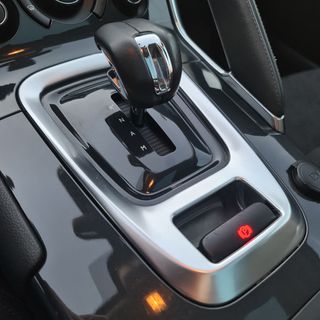 Peugeot 3008 2.0 HDi HYbrid4 AUTOMÁTICO