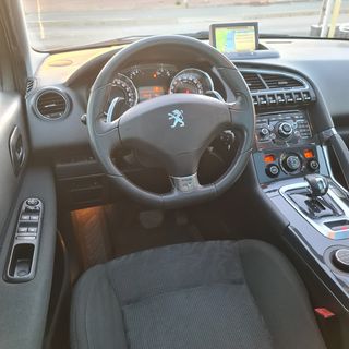 Peugeot 3008 2.0 HDi HYbrid4 AUTOMÁTICO
