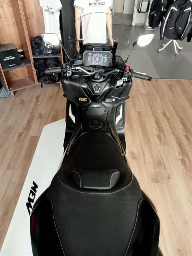Yamaha TMAX 560 Tech MAX