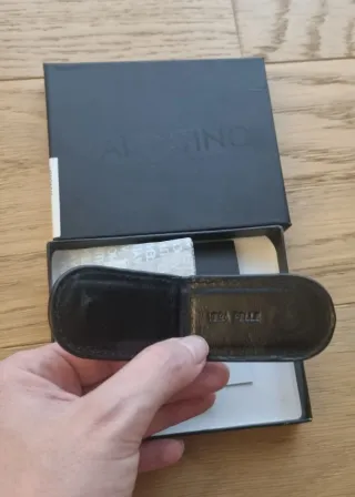 Fermasoldi magnetico Valentino in Vera Pelle Nero