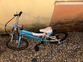 Bicicleta infantil azul