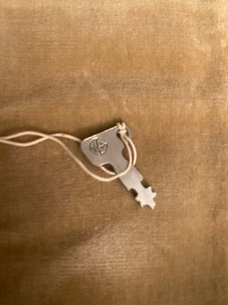 Joyero de Viaje de ante y terciopelo.