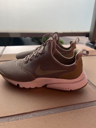 Zapatillas Nike Presto Talla 41 o 42 - según pie
