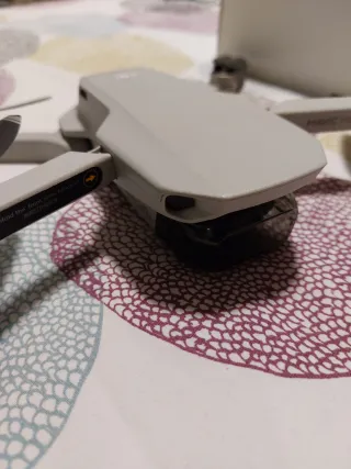 Dron DJI Mavic Mini Gris en estado impecable