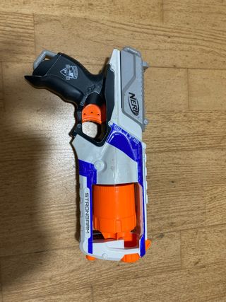 Pistola Nerf Strongarm Elite