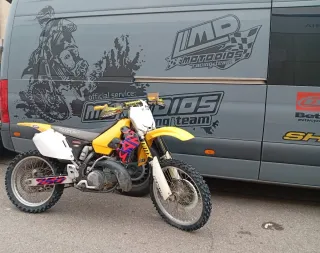 SUZUKI RM 250