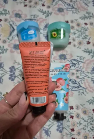 Pack Belleza: 2 Cremas Manos + 2 Bálsamos Labios