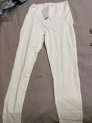 Mallas blancas pantalon sin estrenar con etiqueta