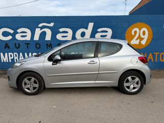 Peugeot 207 2010