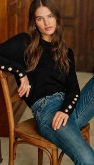 Jersey SÉZANE Paulo negro con botones dorados