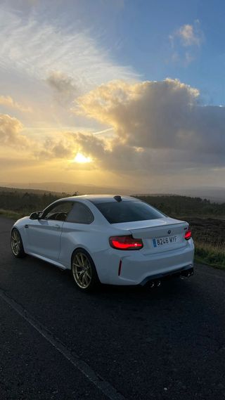 Llantas BMW 19 763M replica doradas con neumaticos