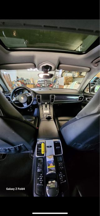 Porsche Panamera 2012