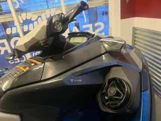 Moto Acuática Sea-Doo GTX 230