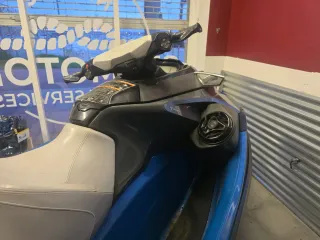 Moto Acuática Sea-Doo GTX 230
