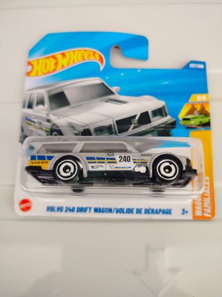Hot Wheels Volvo 240 Drift Wagon 227/250