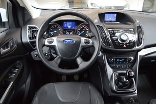 Ford Kuga 1.6i 150CV Titanium