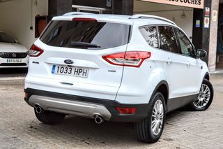 Ford Kuga 1.6i 150CV Titanium