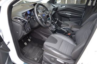 Ford Kuga 1.6i 150CV Titanium