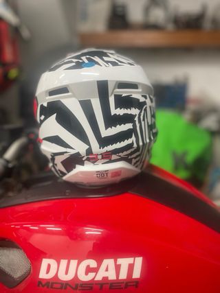 Casco Motocross Leatt Talla S de adulto.