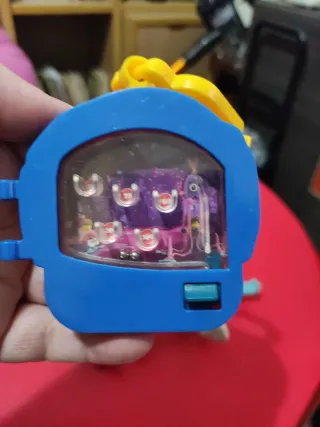 Lote de muñecos: Minion, Mickey, Pitufos