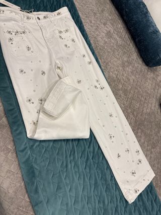 Pantalones Zac & Zoe blancos con pedrería