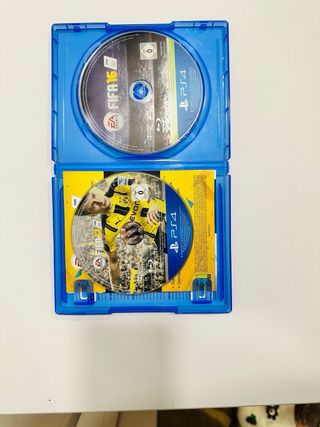 PS4 (PlayStation 4) Negra + Mando y Cables