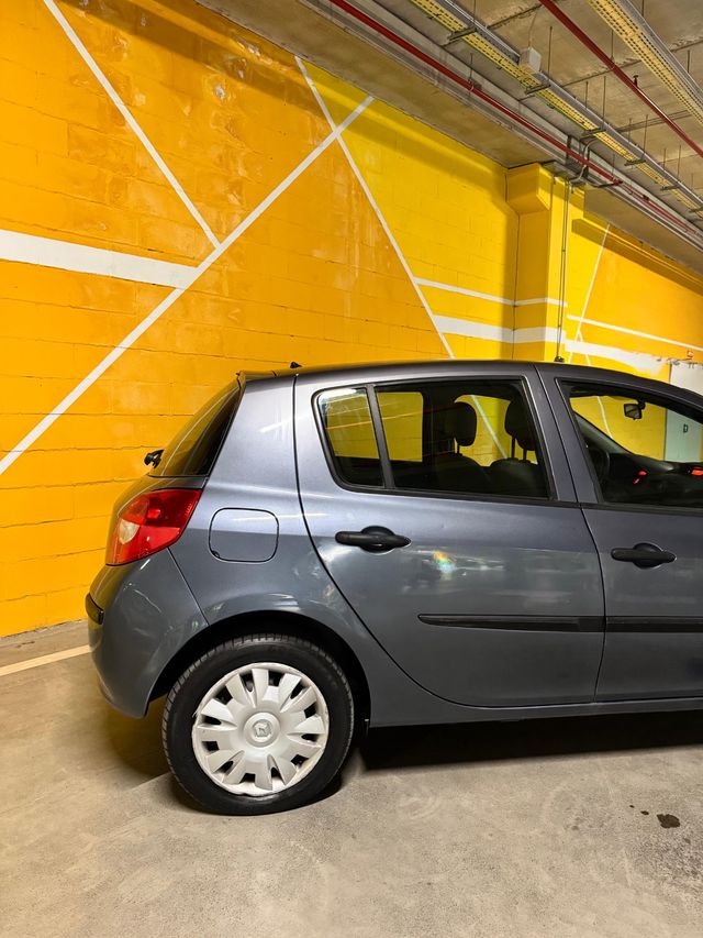 Renault Nuevo Clio Privilege 1.5DCI85