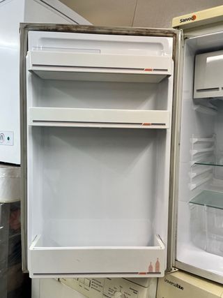 Frigorífico bajo encimera Savoid