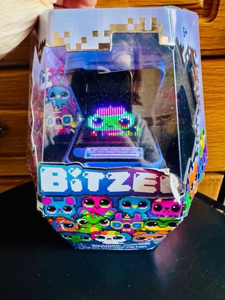 NUEVO! Juego mascota interactiva Bitzee a estrenar
