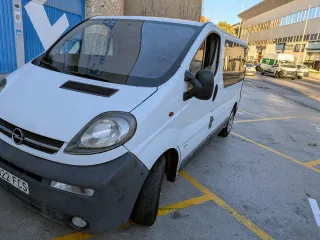 Opel Vivaro 2006