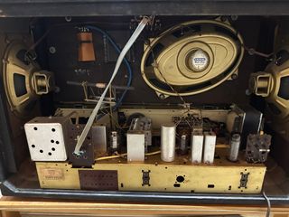 Radio a válvulas Grundig 3033/56