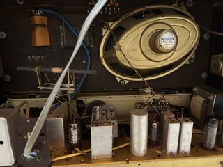 Radio a válvulas Grundig 3033/56