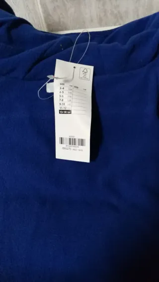 Anorak rojo con capucha y logo N