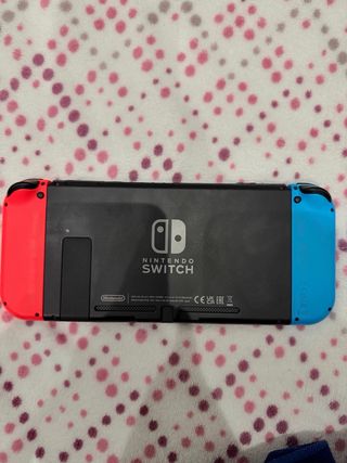 Nintendo Switch Azul y Rojo