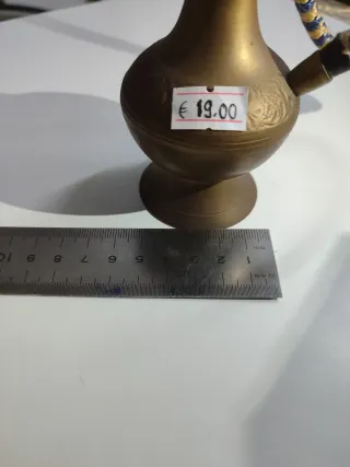 Objeto árabe antigua de latón