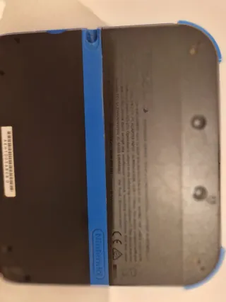 Consola Nintendo 2DS Negra - Piezas