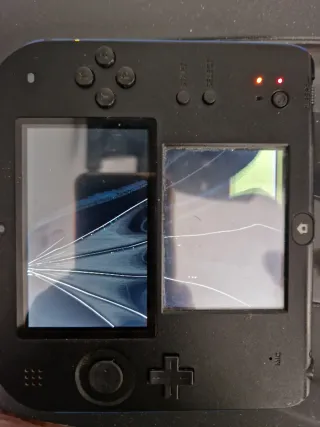 Consola Nintendo 2DS Negra - Piezas