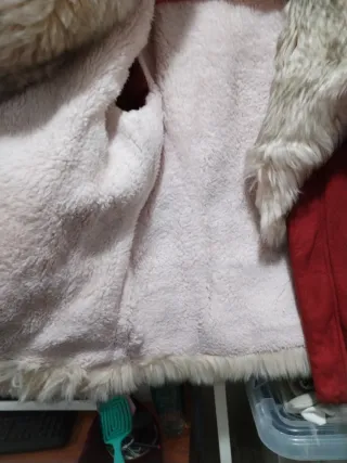 Chaqueta roja con pelo Talla S